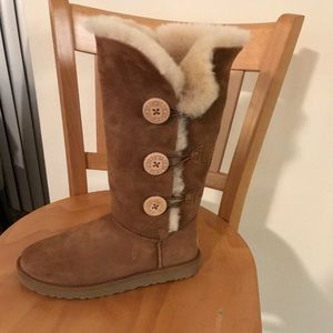 UGG boots with box